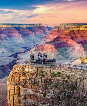 Ultimate Guide to Exploring the Grand Canyon West Rim: Tips and Hidden Gems